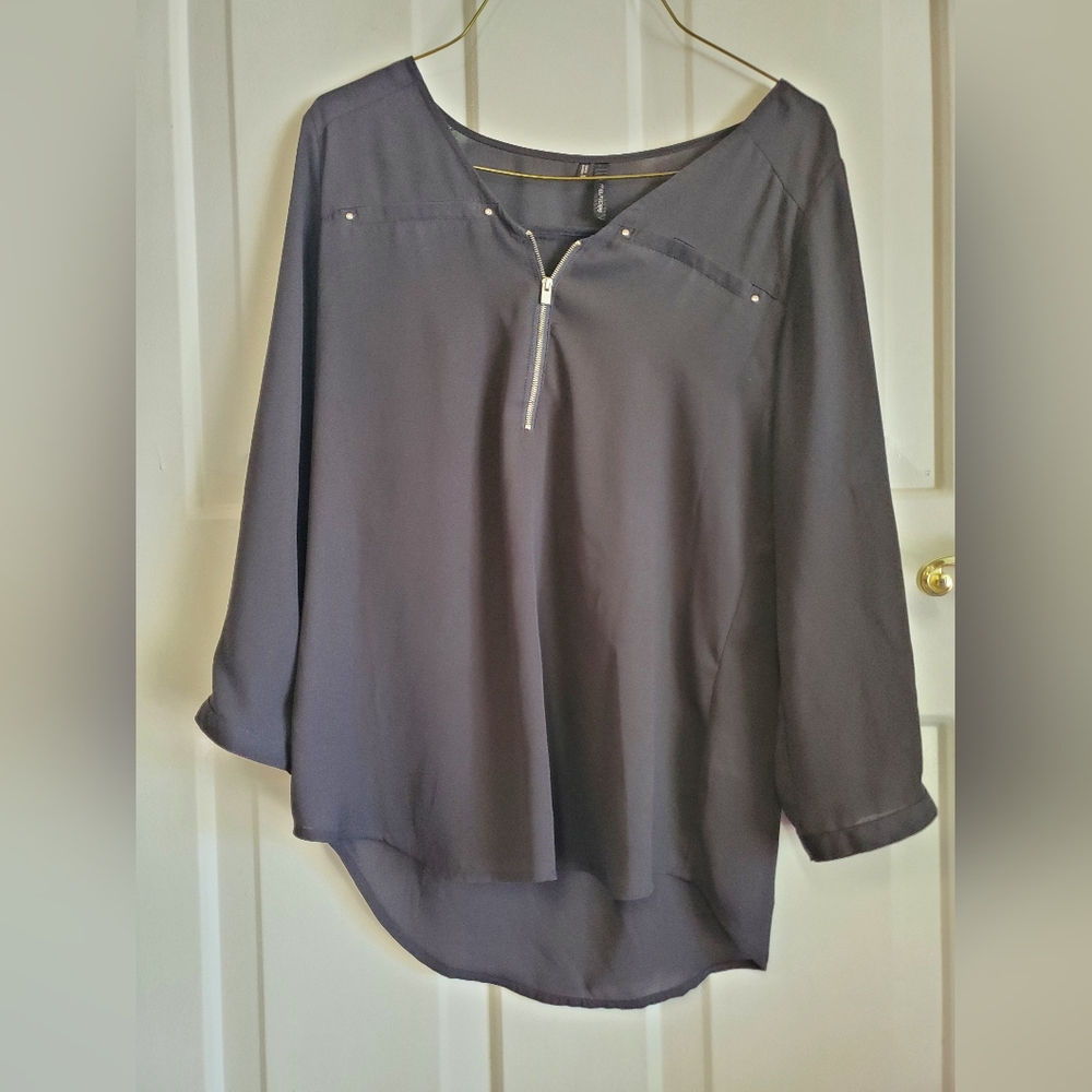 Maurice's black blouse size xs